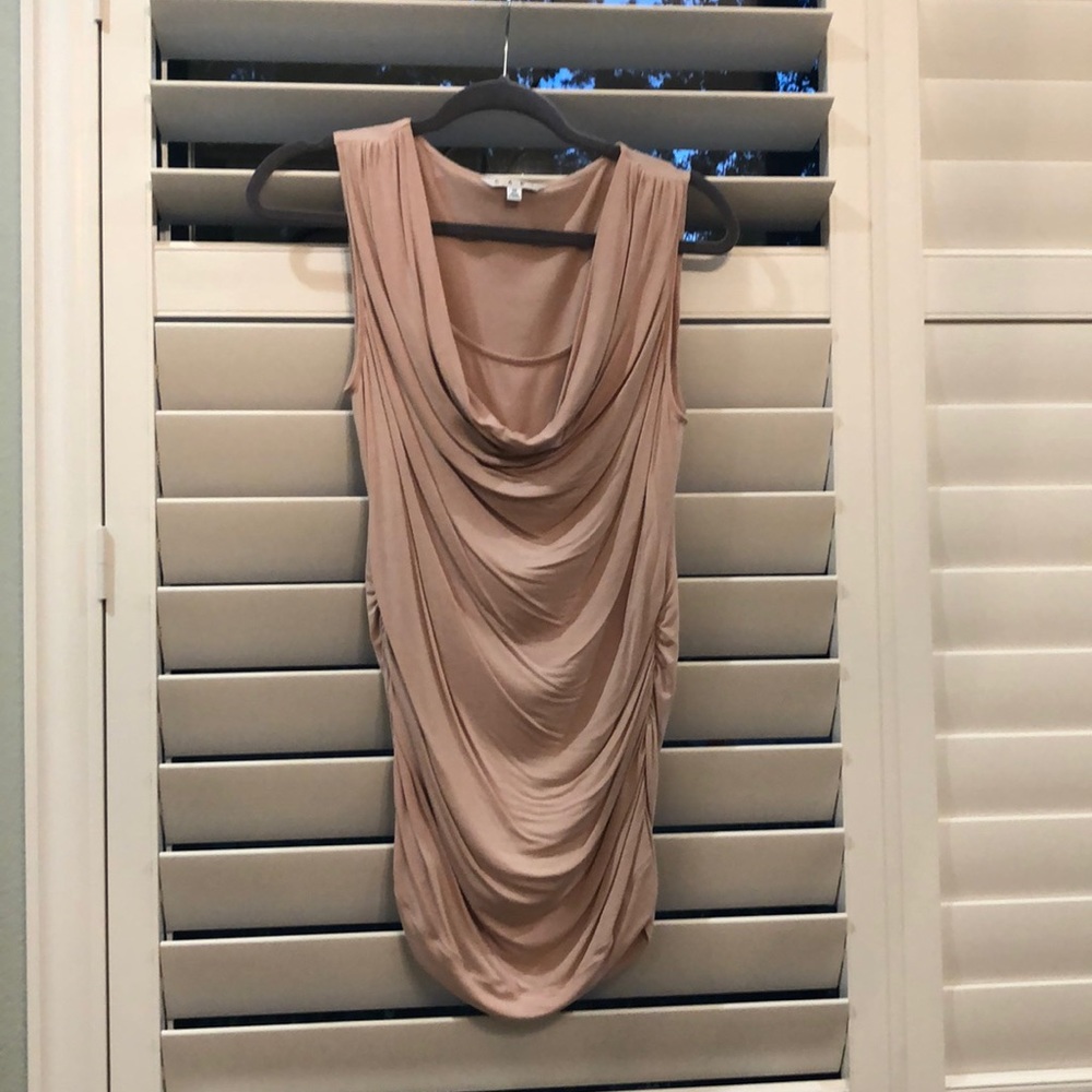 CAbi drape front tank